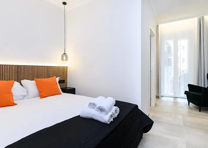 Vittorio Emanuele Art 3* Roma